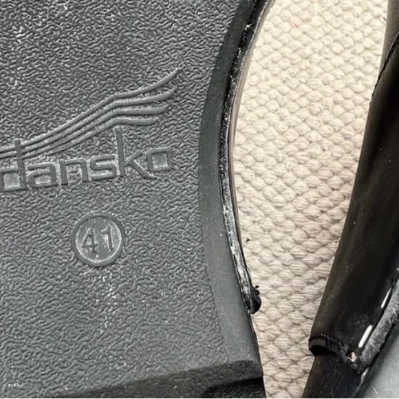 Dansko Black and Tan Sandals with Mary Jane Strap. Small scuff in picture - Picture 4 of 6